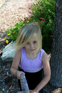 2012-04-08-10-Egg Hunt.jpg